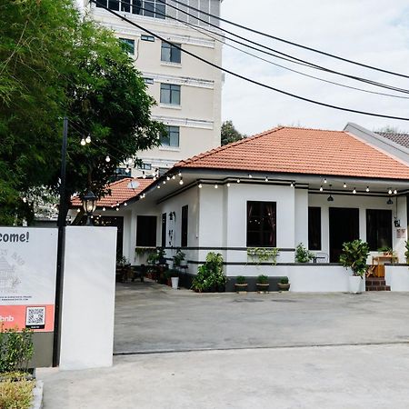 Wang'S Bnb 4 Bedrooms Villa George Town Ngoại thất bức ảnh
